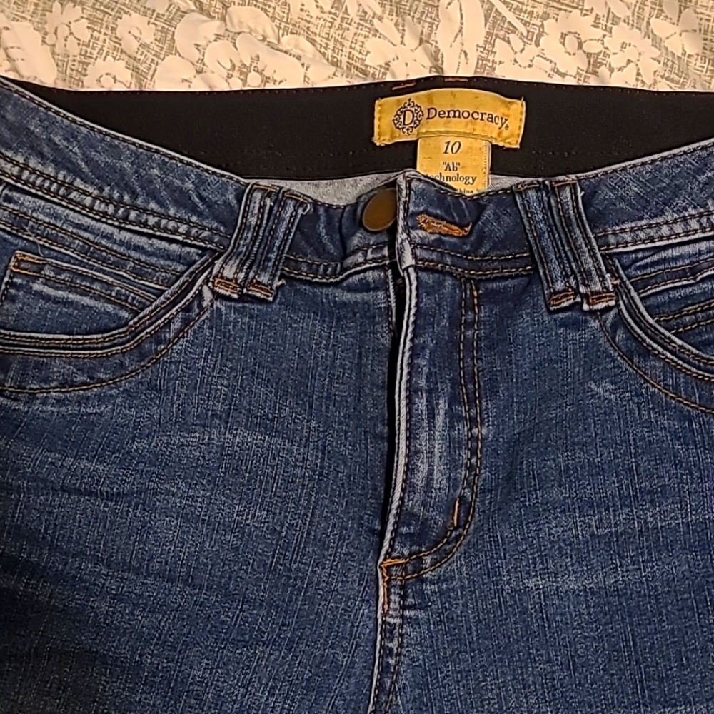 Democracy Jeans (101)